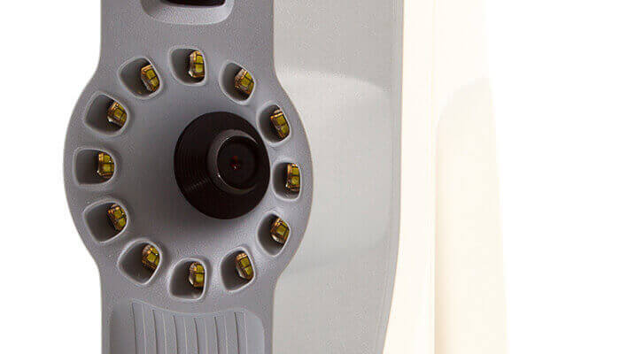 It works like a camera, taking hundreds of photos in order to capture every detail (image: Artec)