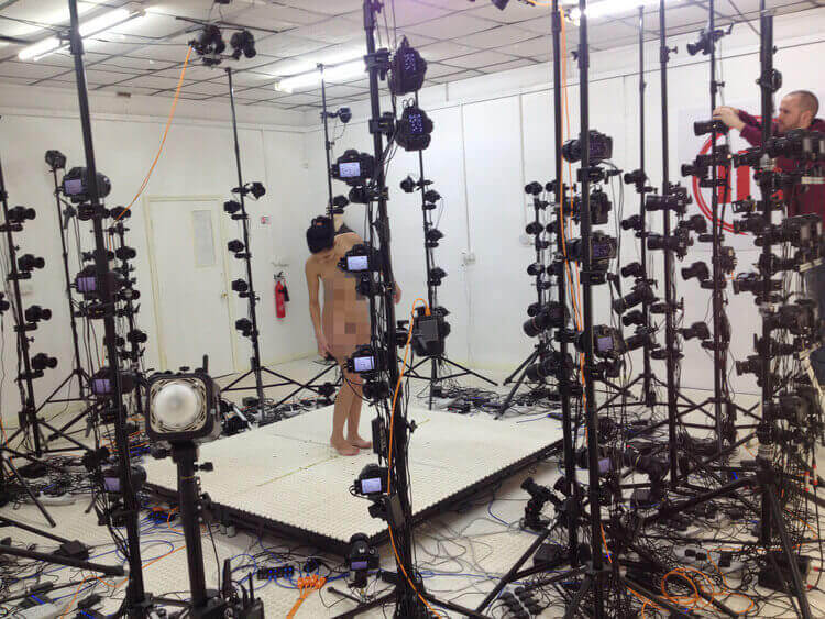 A photogrammetry booth, such as this one used by artist Jonty Hurwitz to make the world's smallest sculpture, is made of of hundreds of digital DSLR cameras (image: Jonty Hurwitz)