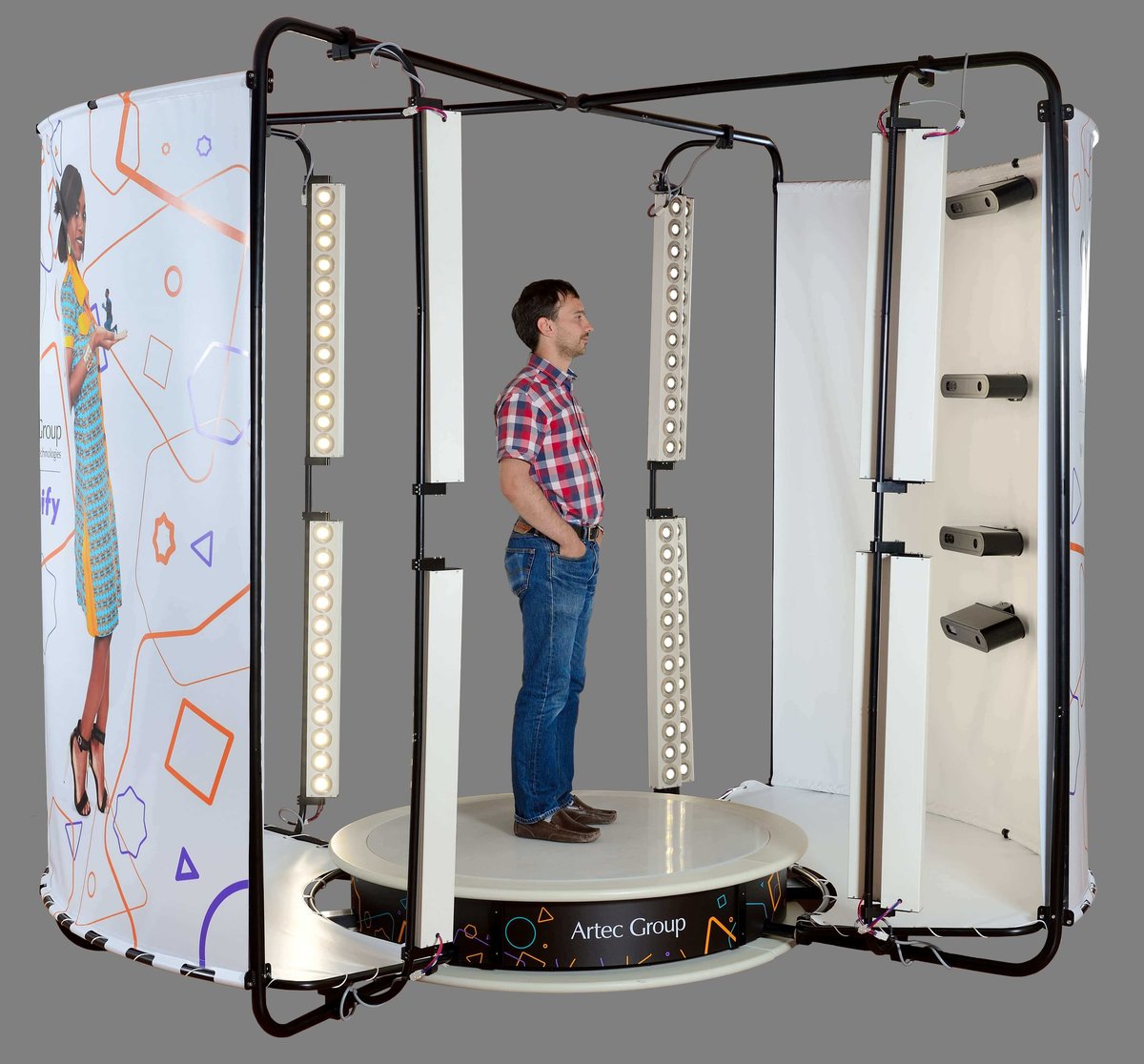 The Shapify Booth by Artec can create 3D models in 12 seconds using 4 integrated 3D scanners (image: Artec)