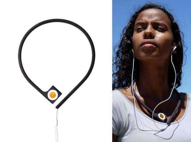 Pod a porter, a lovely neckband for iPod Shuffle (Image: Shapeways)
