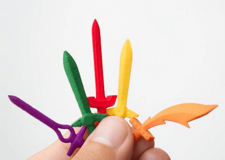 Amazon-Miniature-Sword-758x540