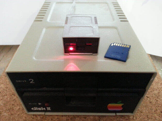 Apple Disk II SD Card Reader Case