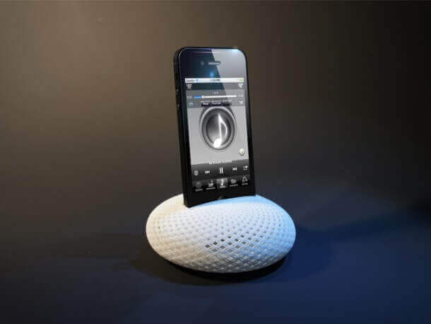 Sound Pebble for iPhone 5 (source: i.Materialise)