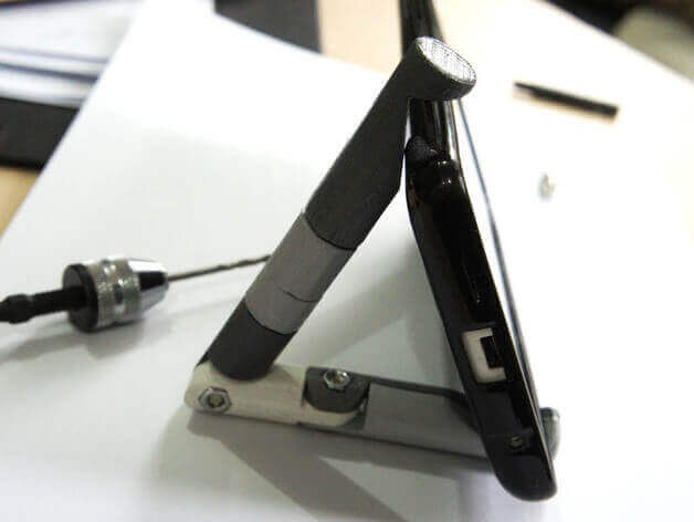 The 3d printed multitool, smartphone stand edition. (source: thingiverse)