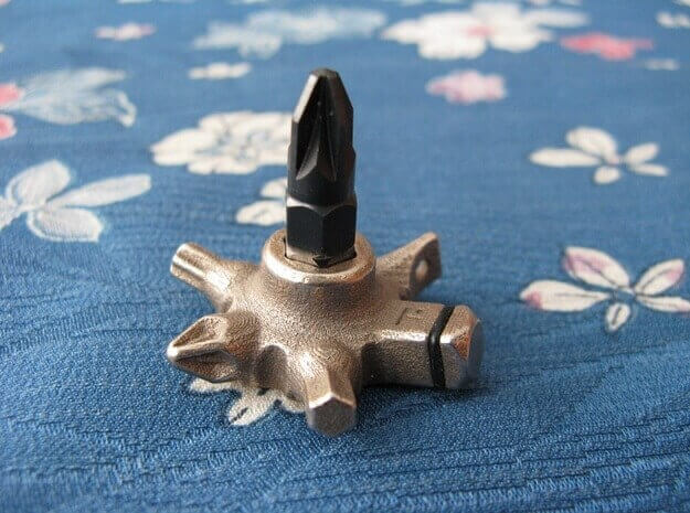 This multitool is a star! (Source: Thingiverse)