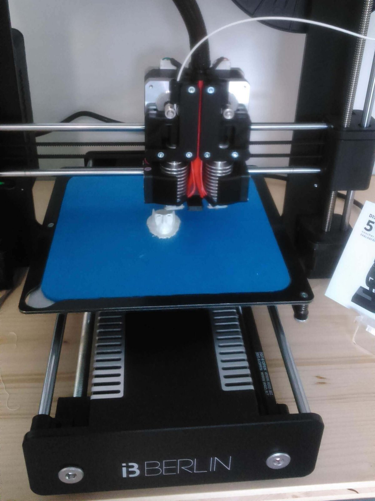3D printing with Fablab Berlin’s own printer generation (source: Amy Liptrot)