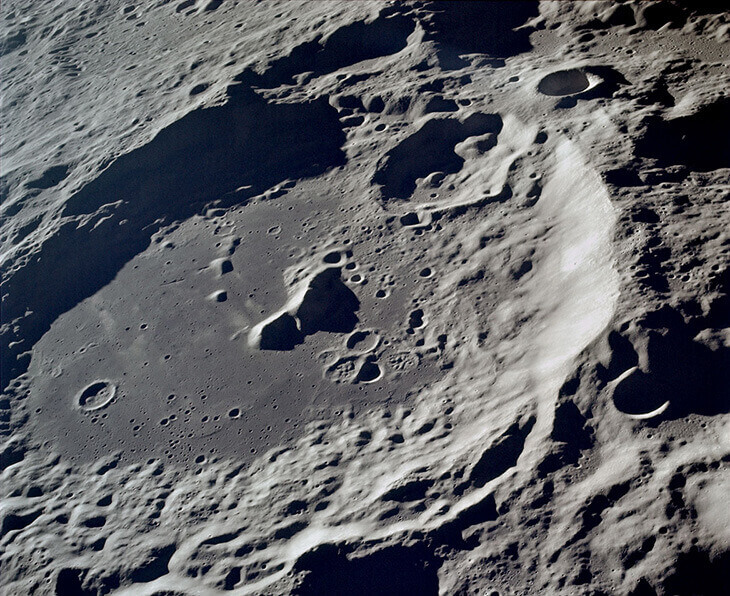 ay_50agoslideshow3_Moon_free