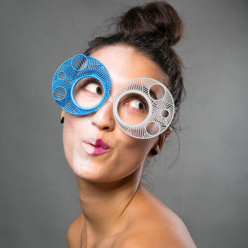 biz eyes2