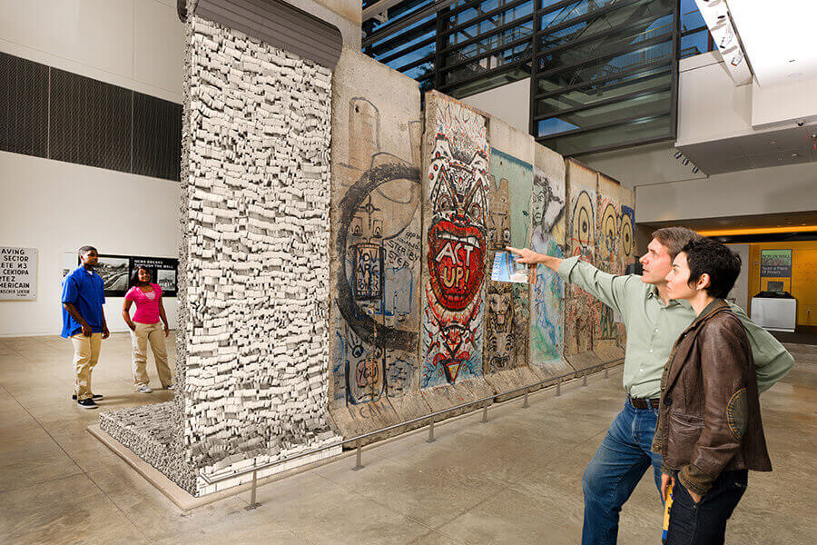 museum_installation_web