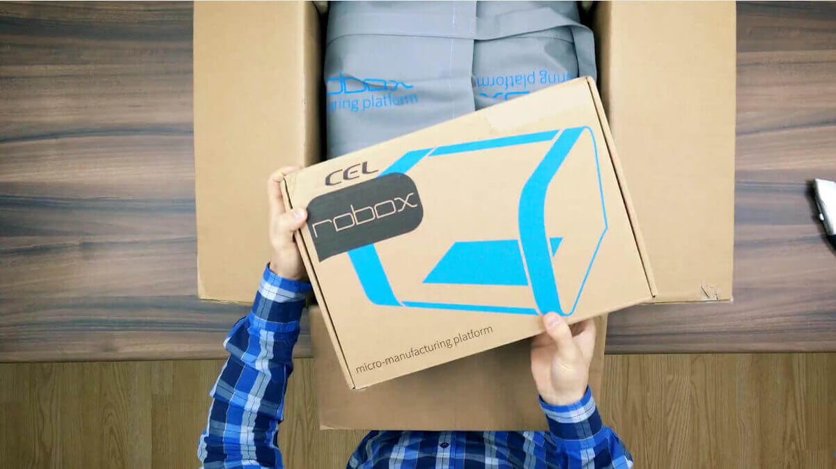 unboxing CEL Robox 3D Printer