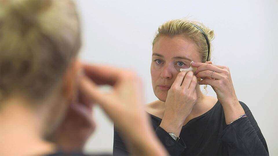Apply micro-needles directly to self-respect (Image: Radara)