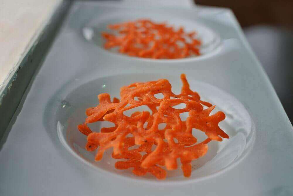Crackers made with Roasted Red Pepper