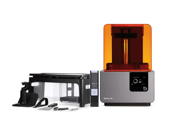 Les imprimantes 3D SLA telles que la Form 2 de Formlabs peuvent imprimer des biomatériaux biodégradables.