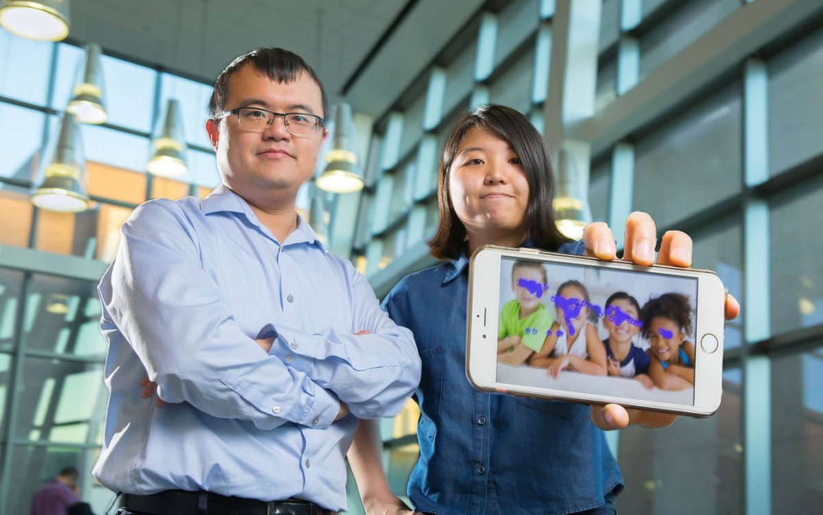 Professor Wenyao Xu (left) promoting another project alongside undergraduate Kun Woo Cho. 