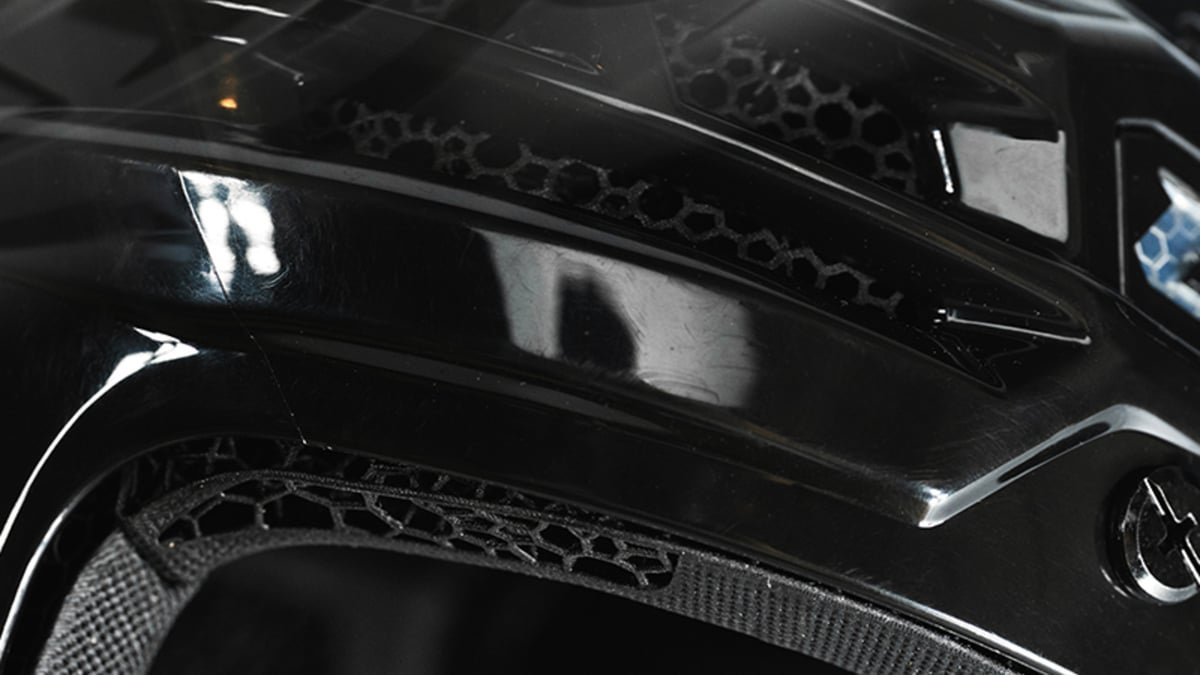 ccmhelmet2