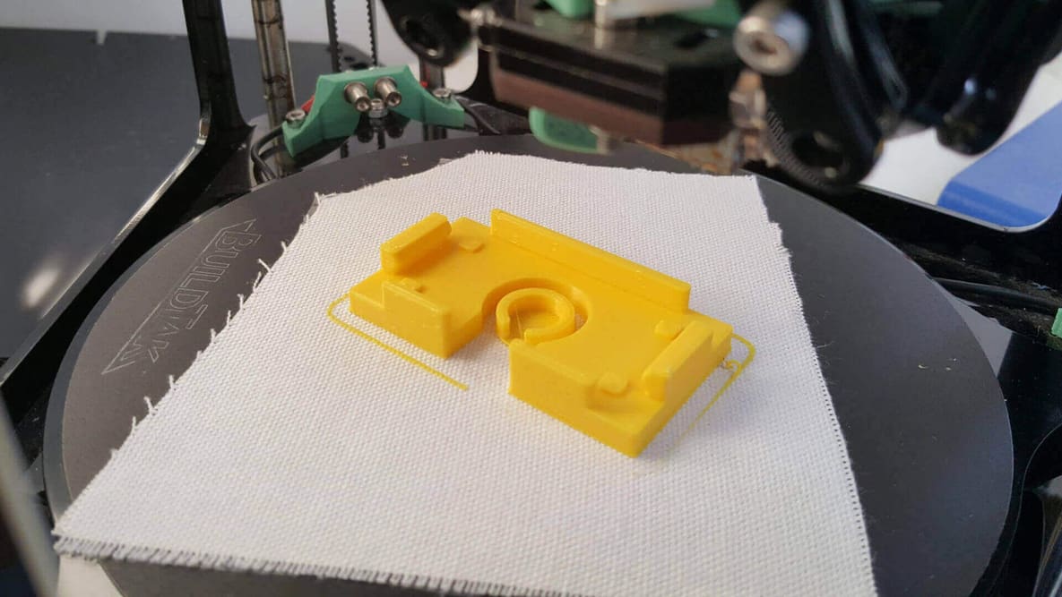 Featured image of 3D Printed Rangefinder with Arduino Adds Extra Senses