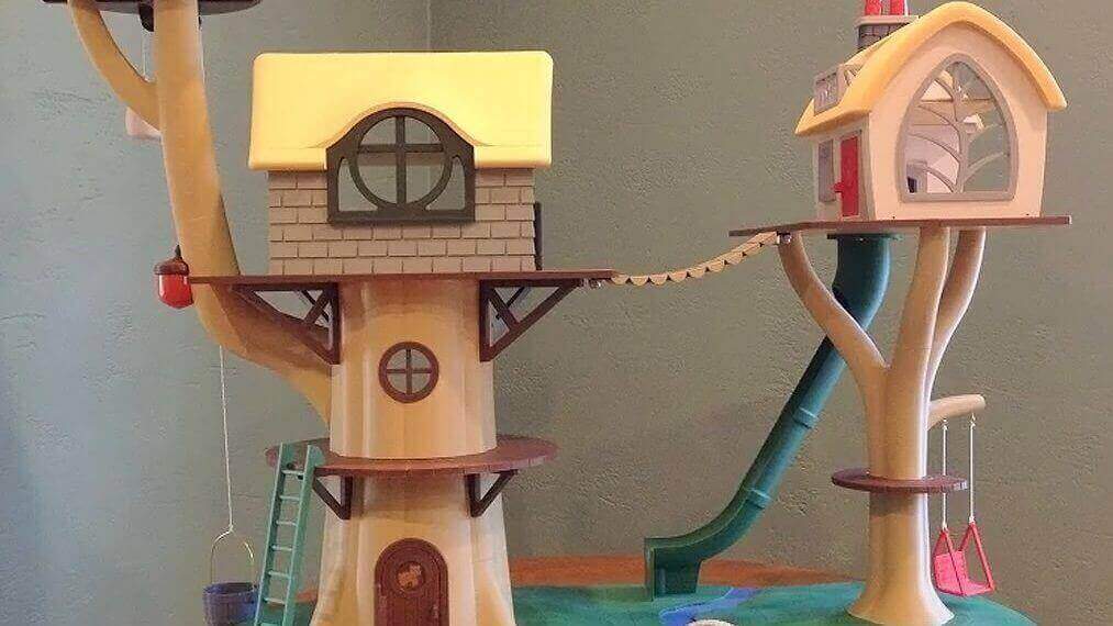 Featured image of Grandparents Make 3D Printed Tree House for Birthday Present