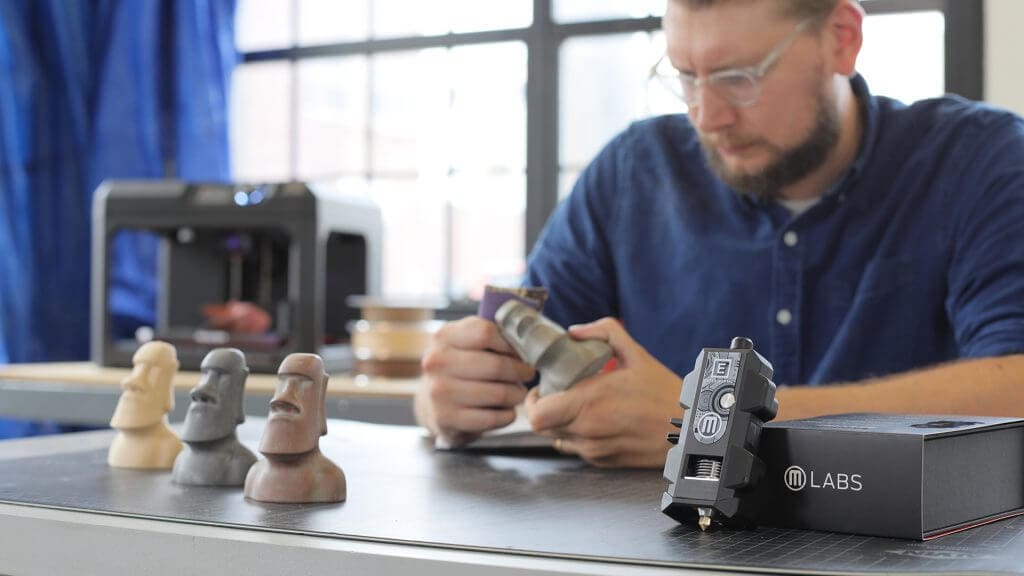 Featured image of What is the MakerBot Labs Experimental Extruder?