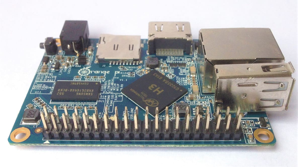 Featured image of Orange Pi One: Review the Specs