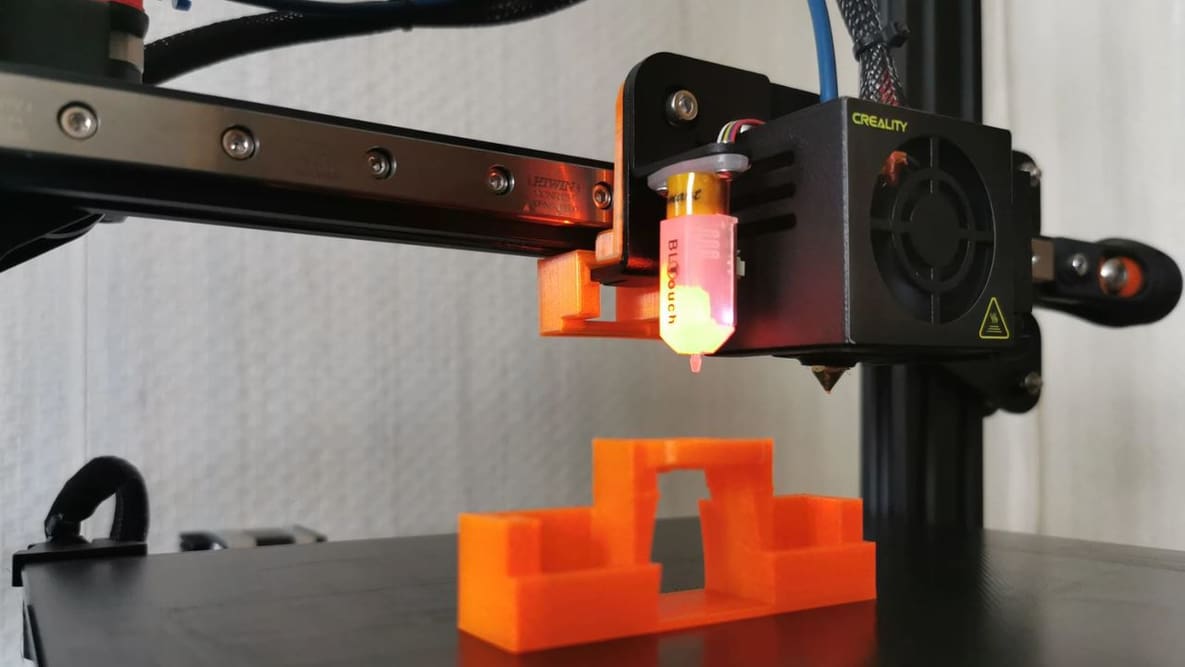 Featured image of Ender 3 (V2/Pro) & Linear Rails: All You Need to Know