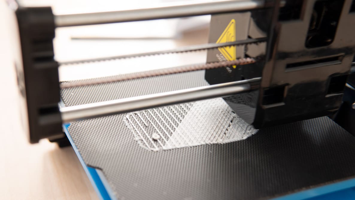 Featured image of 3D Printing First Layer Problems: How to Make It Perfect