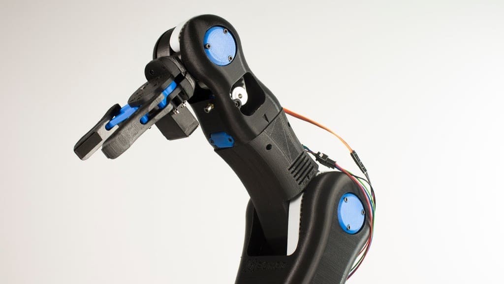 Featured image of The Best DIY Robot Kits