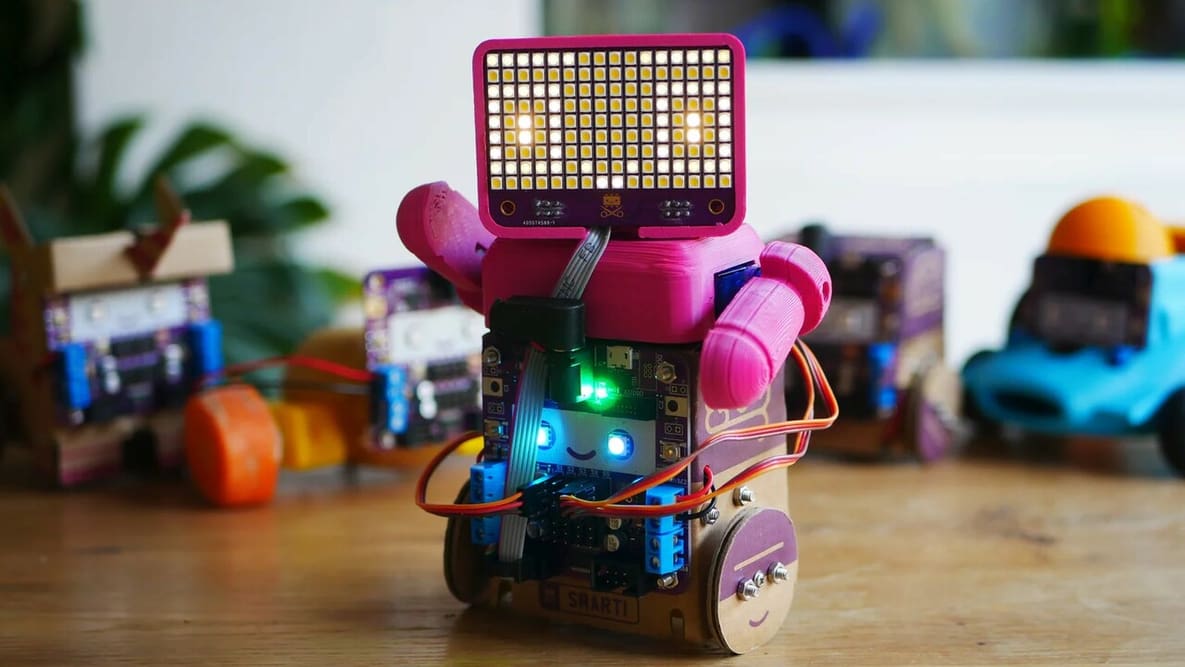 Featured image of IoT Projects for Beginners: 15 Great Ideas to Get Started