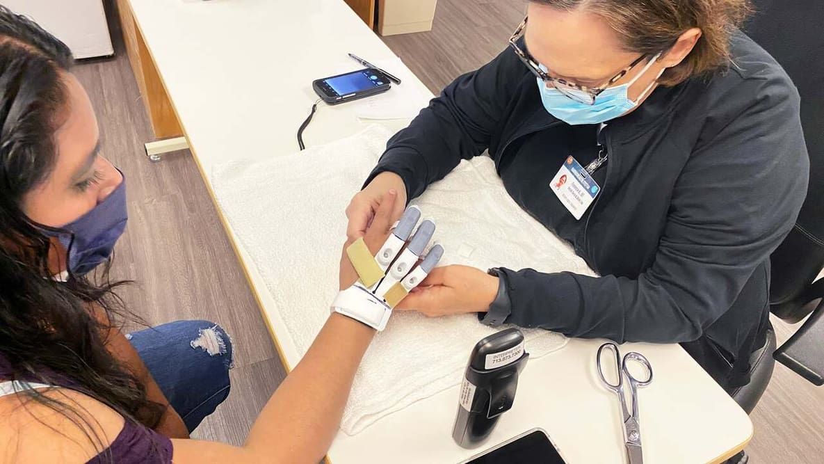 Featured image of 3D Printed Prosthetic Limb: 12 Promising Projects