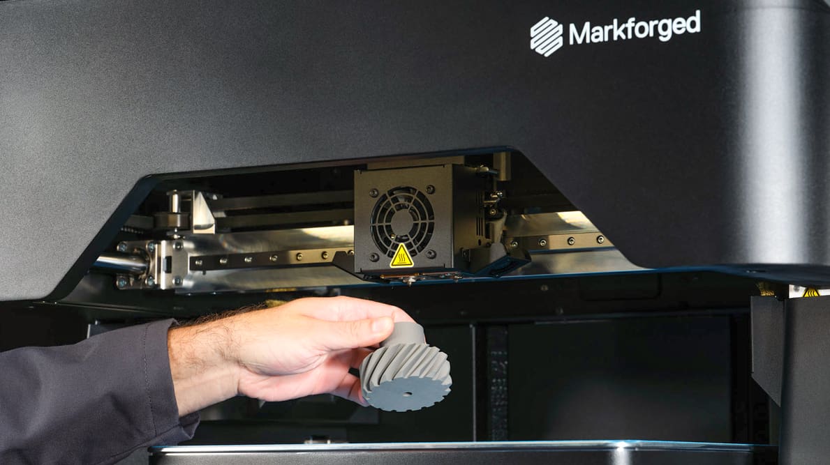 Featured image of One 3D Printer for Metal & Continuous Carbon Fiber New From Markforged