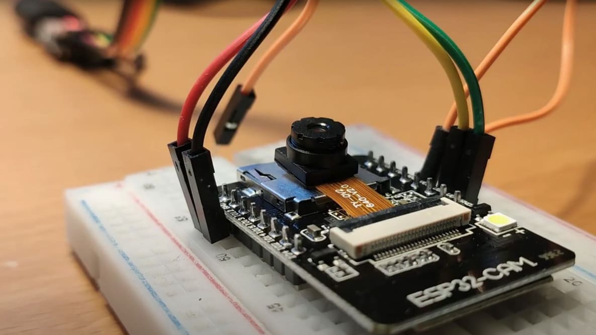 Featured image of How to Use the Esp32-Cam with Arduino IDE