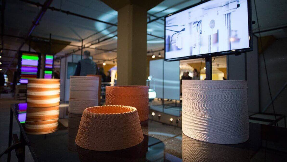 Featured image of Artists Use Sound to 3D Print Beautiful Ceramics Patterns