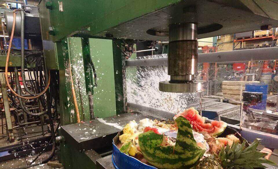 Featured image of What Can A Hydraulic Press Do To a 3D Print? (It’s Crushing)
