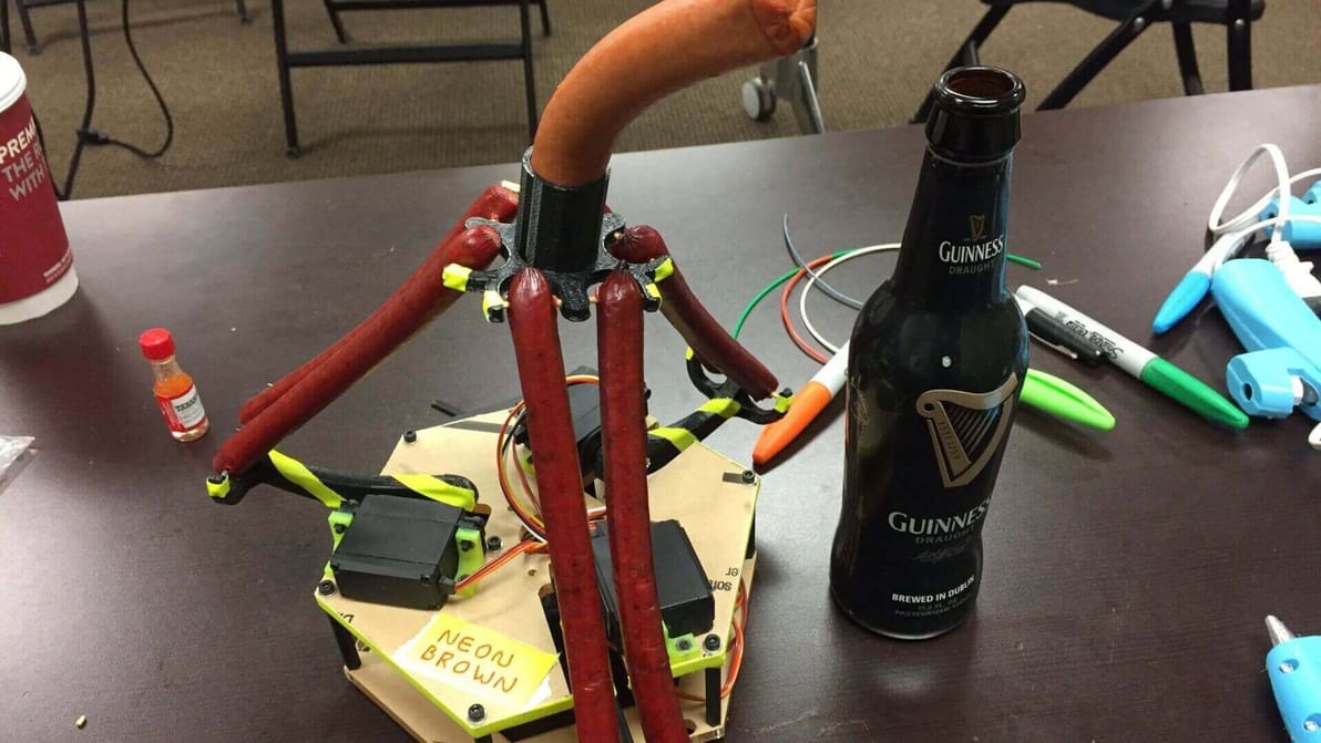 Featured image of Neon Brown: 3D Printed Sausage Robot Wars