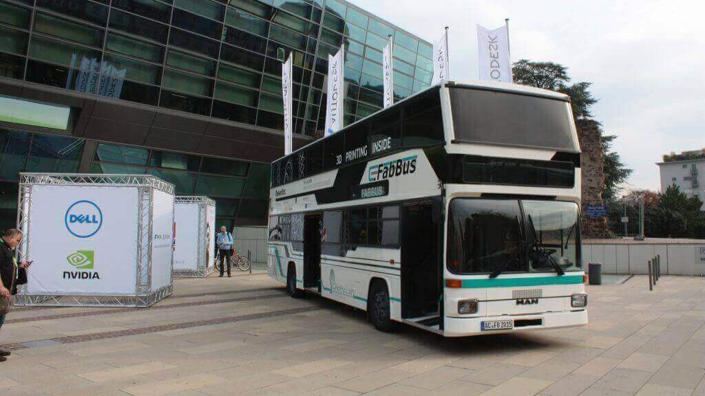 Featured image of FabBus is FabLab on Wheels with Twelve 3D Printers