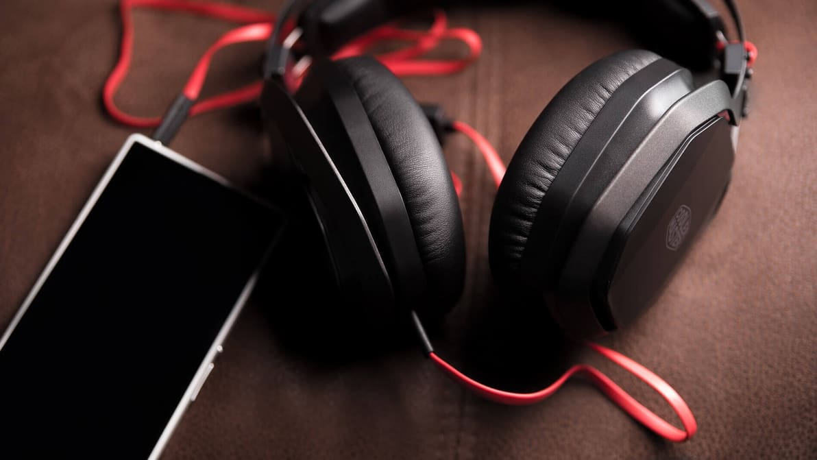 Featured image of Cooler Master MasterPulse Headphones with 3D Printable Panels