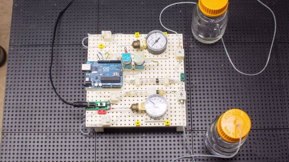 Featured image of 3D Printed LEGO System for Chemistry & Biology Labs