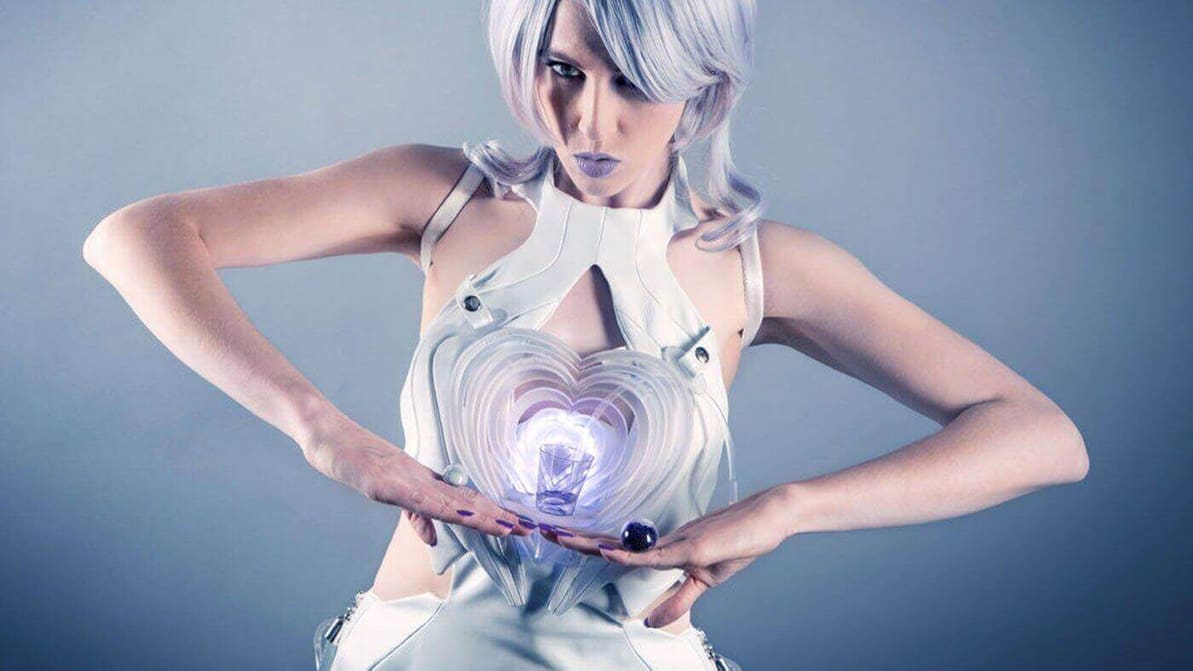 Featured image of DrinkBot: Behold the 3D Printed Robotic Cocktail Dress