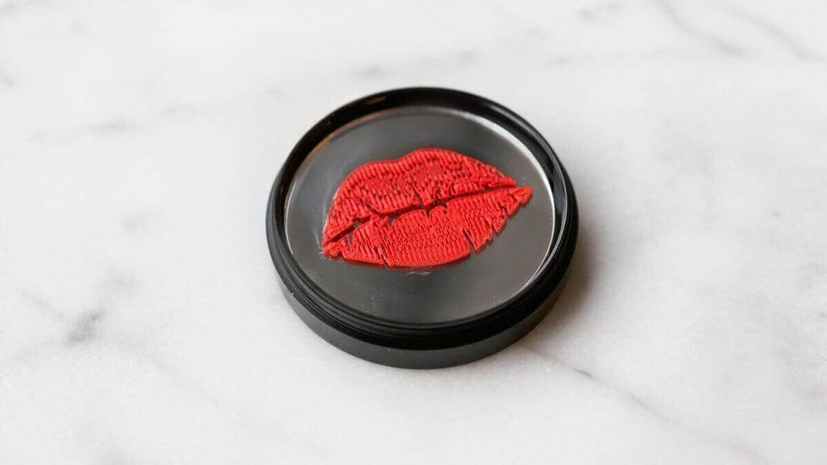 Featured image of Smashbox Offers 3D Printed Lipstick Samples For #BeLegendary Collection