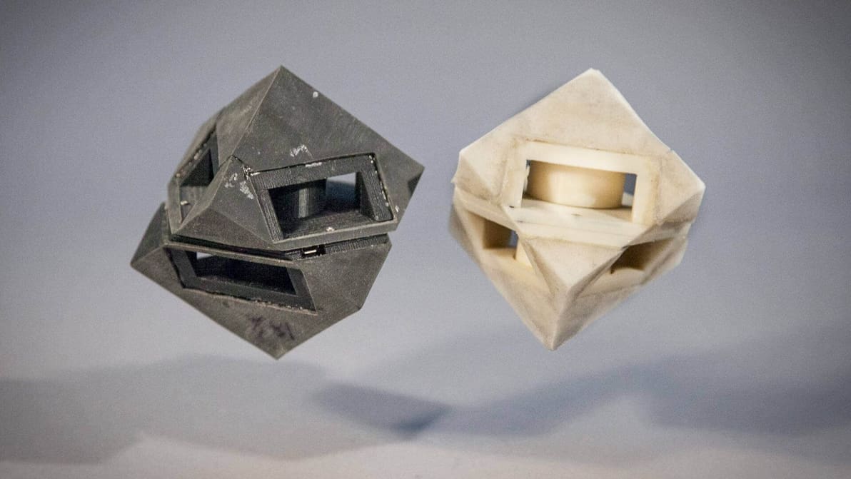 Featured image of Programmable Viscoelastic Materials: Robots with 3D Printed Skin Can Absorb Shock