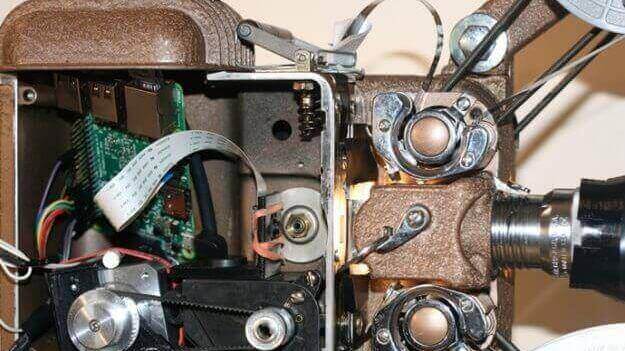Featured image of Use a Raspberry Pi and a Projector to Convert Old Film Reels