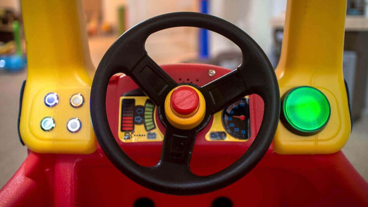 Featured image of Little Tike Cozy Coupe Customized with Arduino & 3D Printing