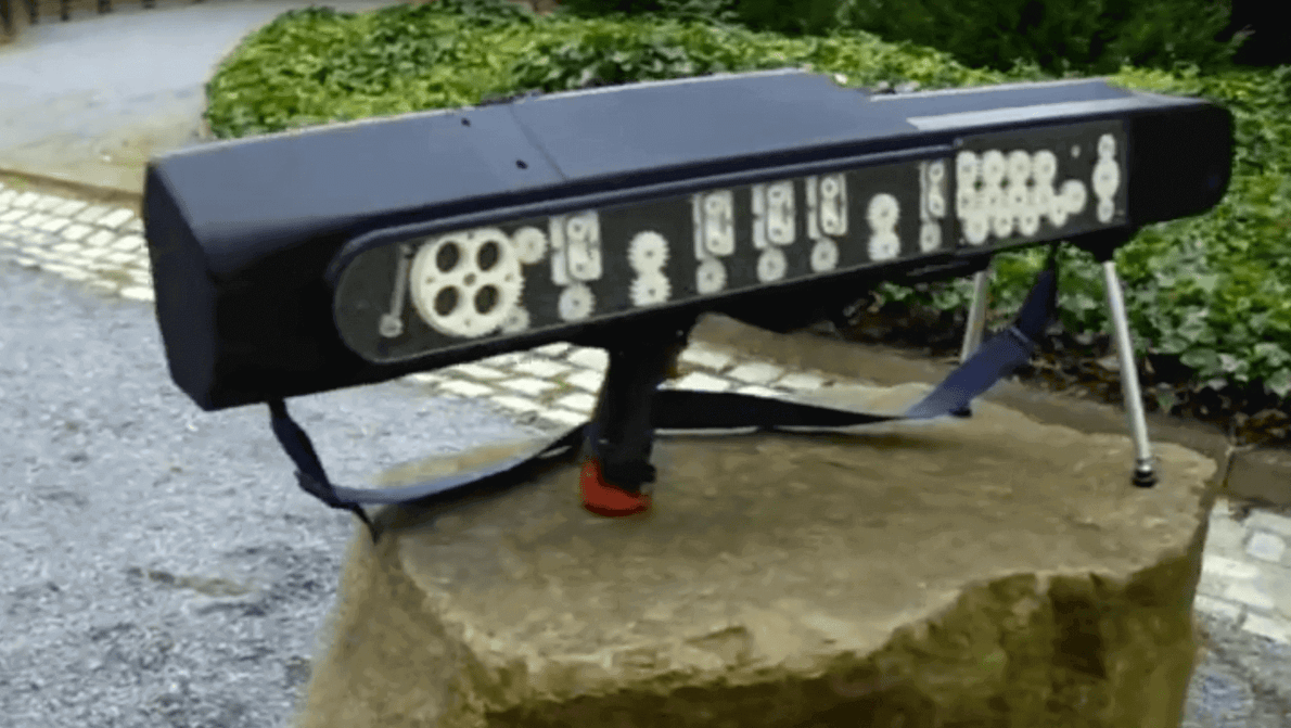 Featured image of 3D Printed Paper Airplane Gun Fires 120 Planes per Minute