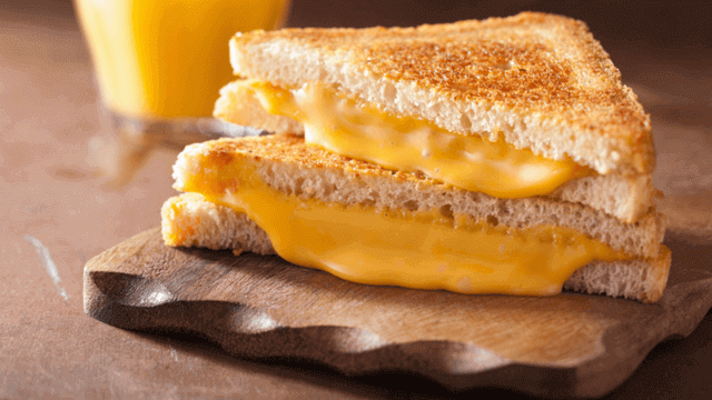 Featured image of Scientists Experiment With 3D Printed Cheese
