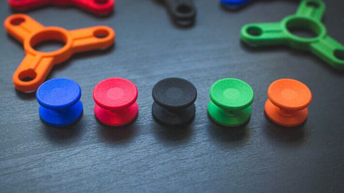 Featured image of The Best Fidget Spinner Caps & Cases to DIY