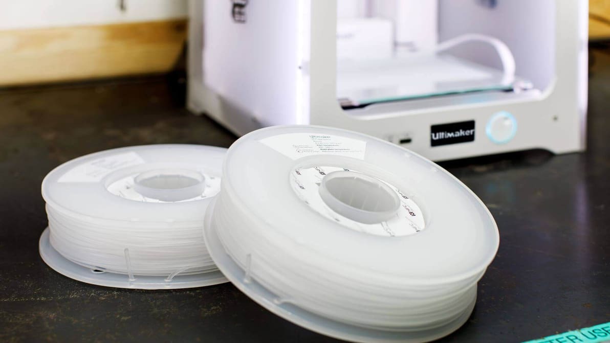 Featured image of Ultimaker Add Bigger Print Cores, Pro Filament Profiles, Cura Updates