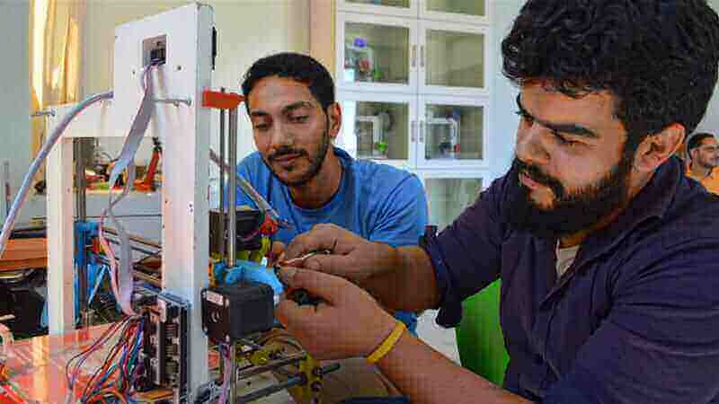 Featured image of Palestinian Hospital Turns to 3D Printing Amid Medical Shortages