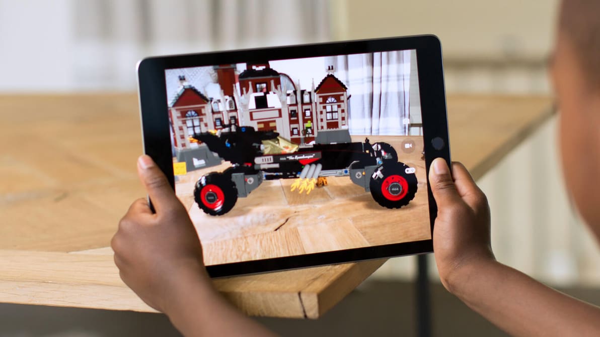 Featured image of Apple Wins Patent for 3D Printing System with ARKit
