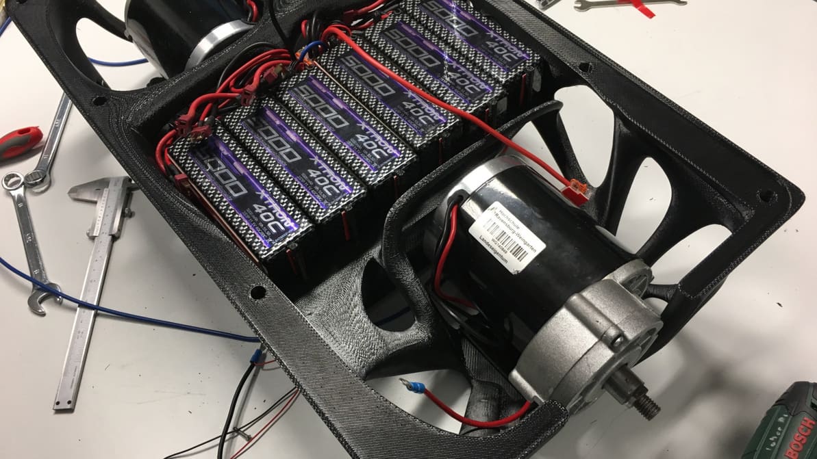 Featured image of Students Use Stratasys 3D Printers to Develop One-Off Self-Balancing Scooter