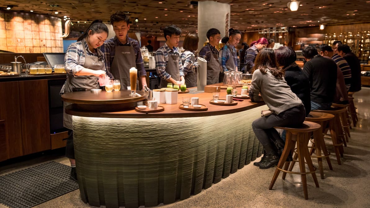 Featured image of Starbucks 3D Printed a Bar for its New Shanghai Roastery