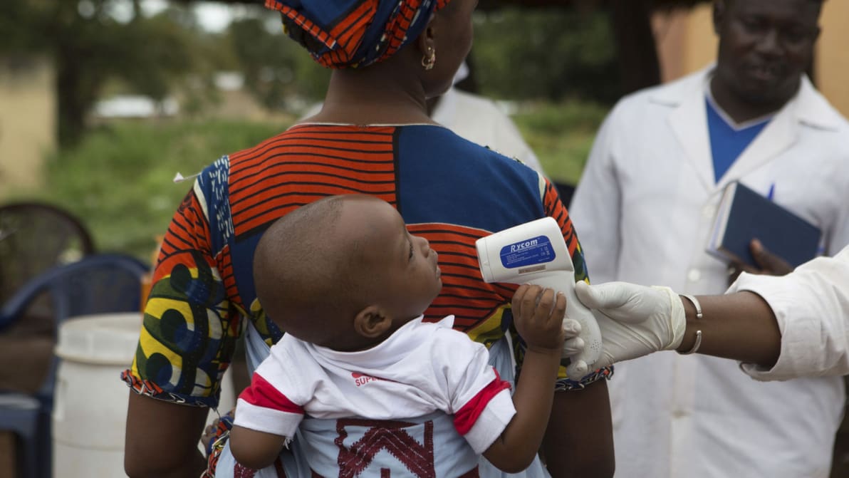Featured image of 3D Printed Solar-Powered FieldLab Makes Medical Diagnosis More Accessible and Affordable
